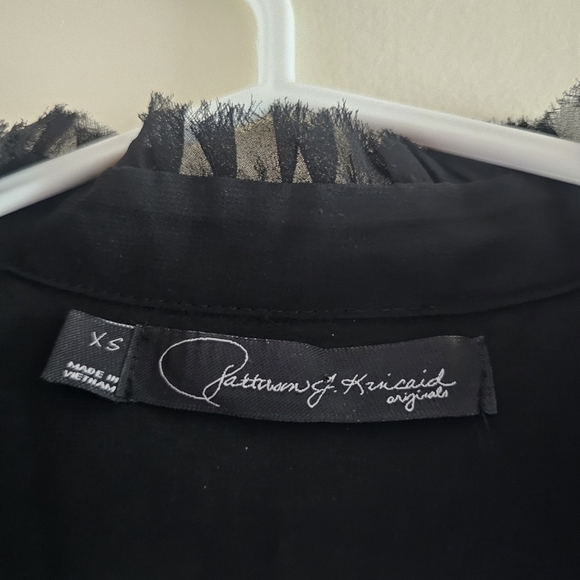 PJK Patterson J Kincaid Raw Hem Sheer Button Blouse - Picture 7 of 9